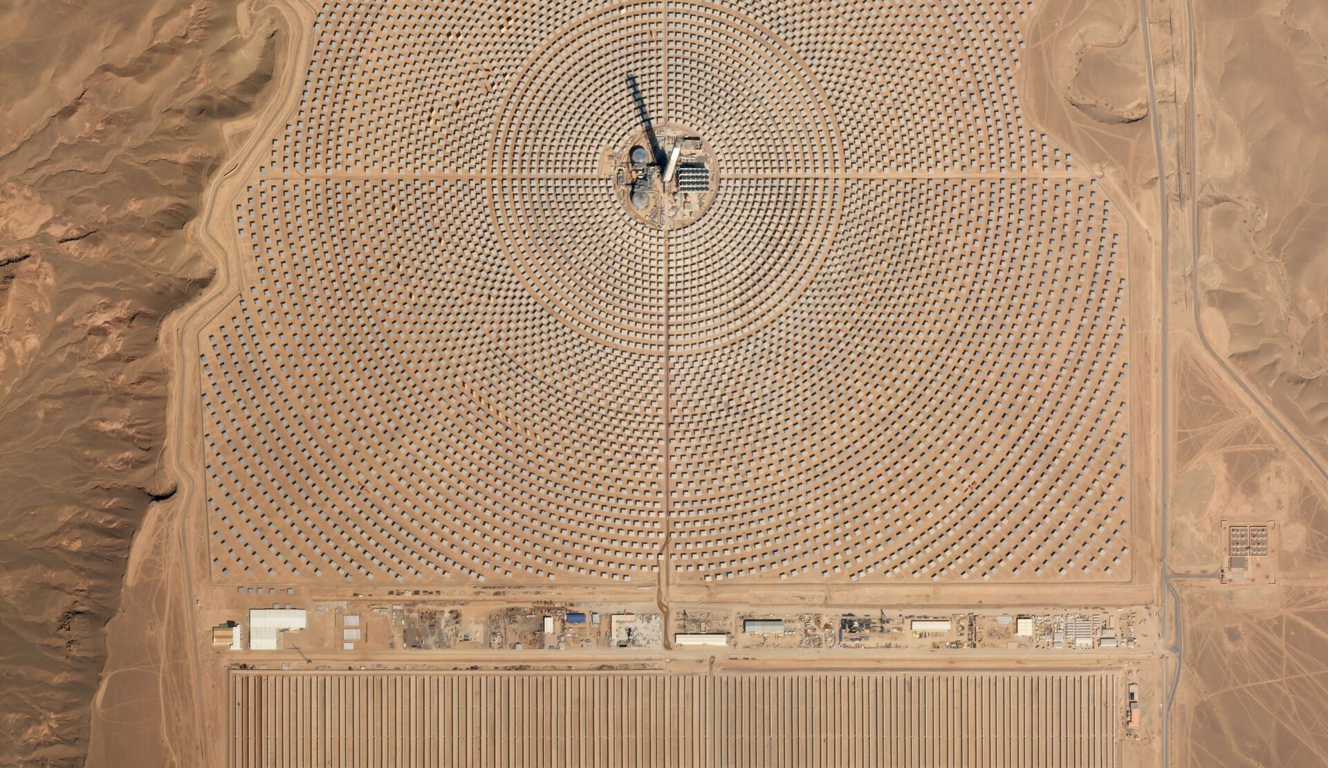 Solar tower plant in the desert