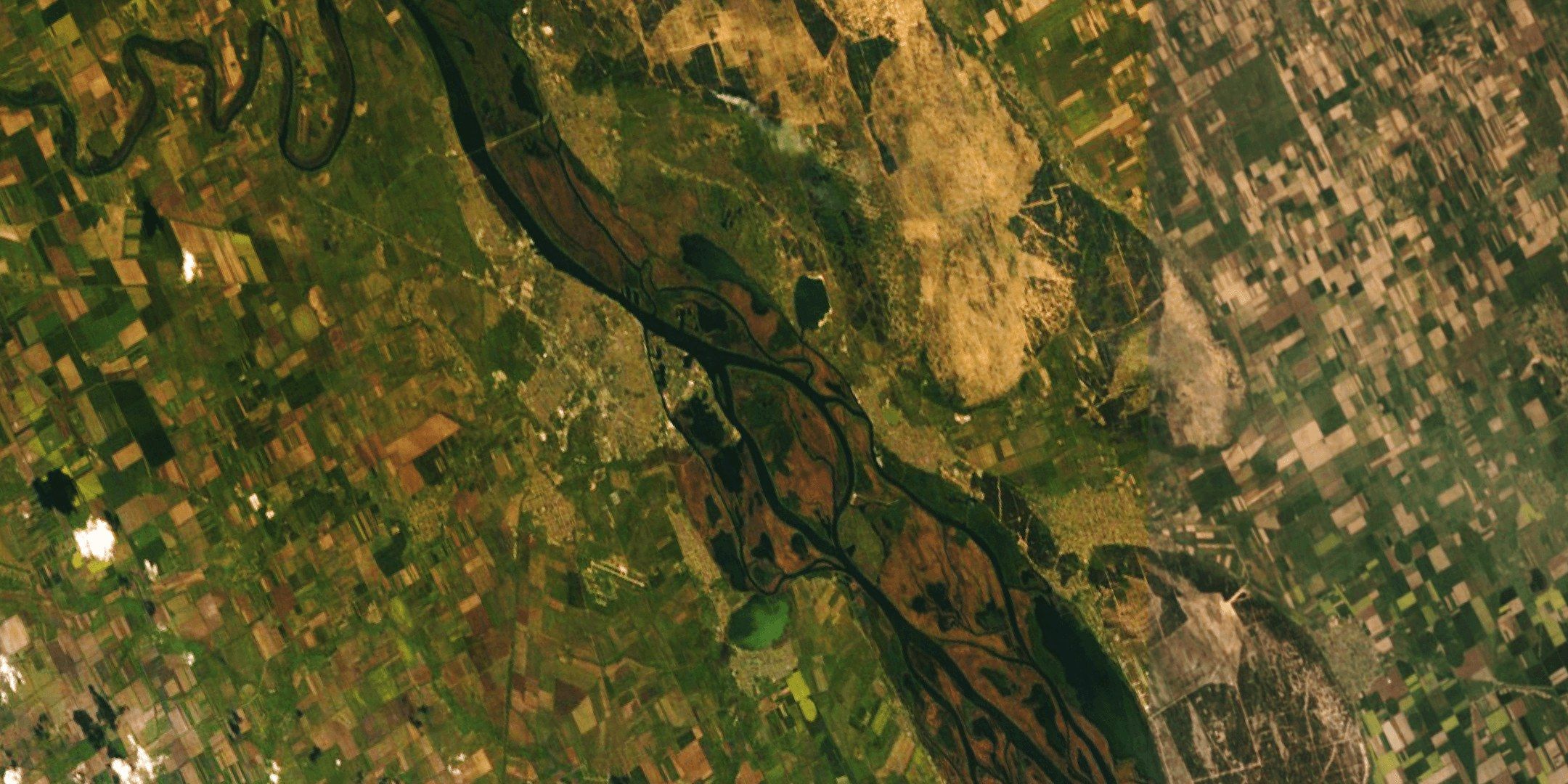 River floodplain, natural colour