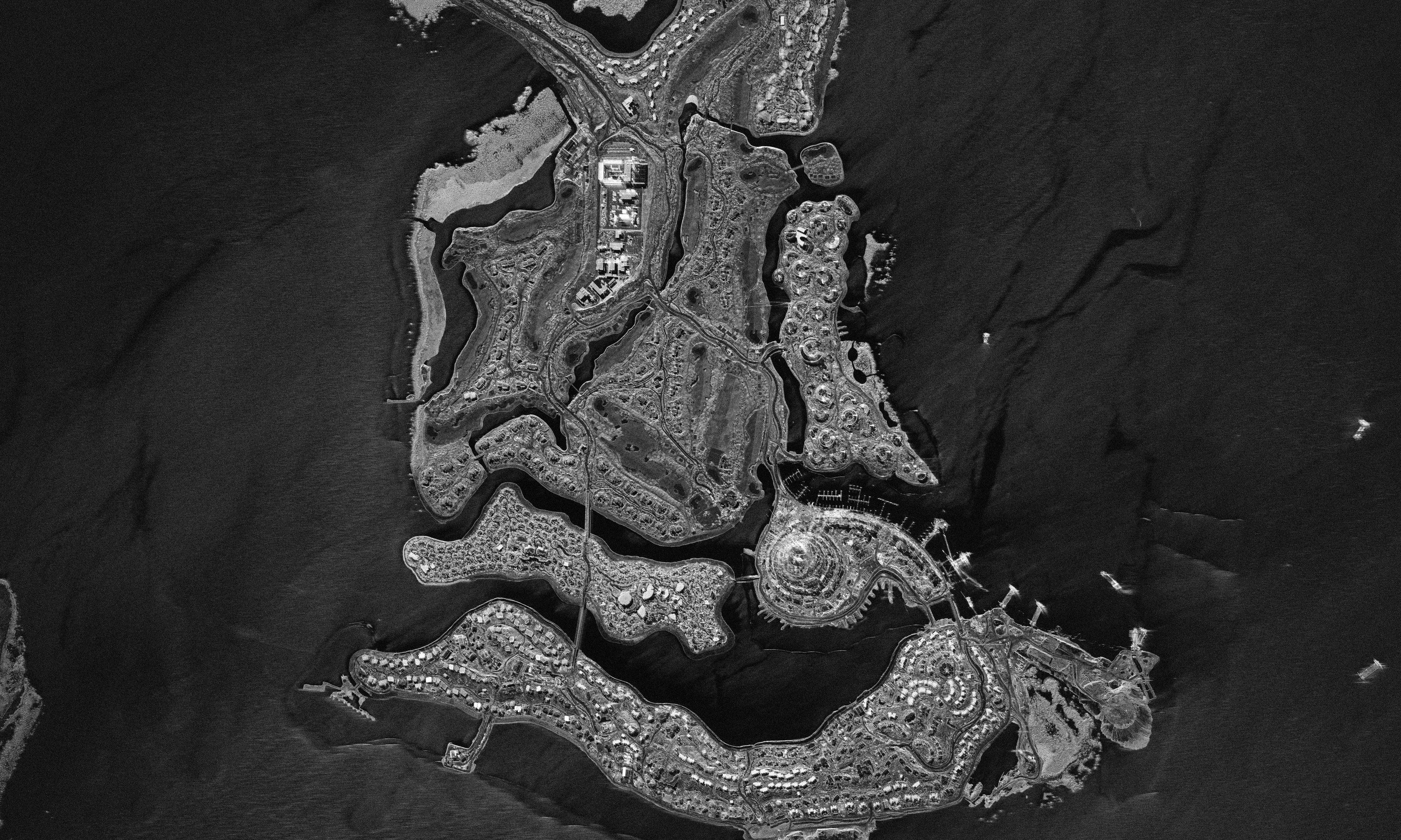Resort island development, X-band spotlight